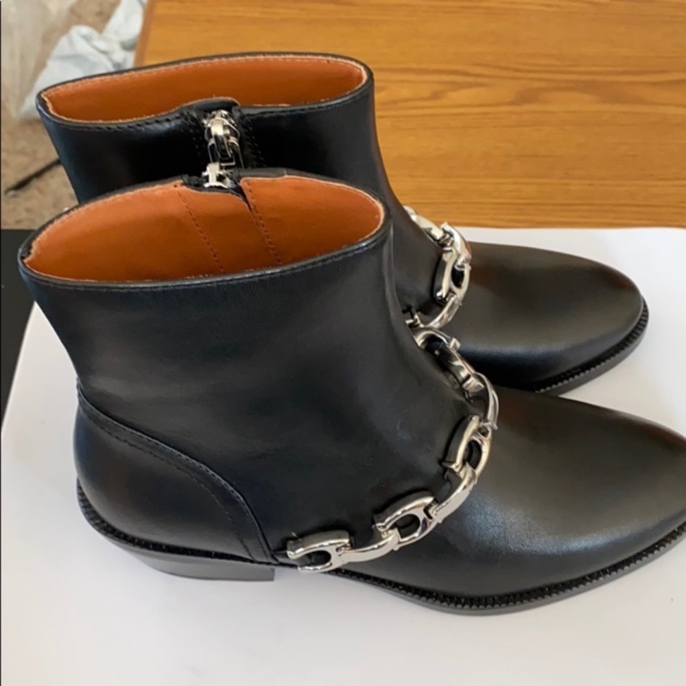 Coach Black Allen Ankle Leather Size 5 Boots With Silver Signature C Chain NIB - Picture 7 of 12